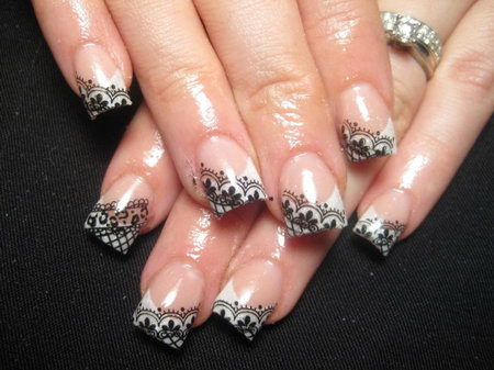 http://www.beauty-hands.ru/wp-content/uploads/lace_nail_art_2.jpg